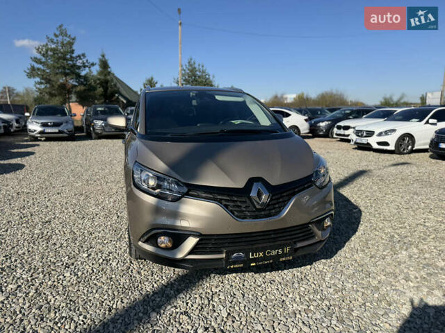 Бежевий Рено Гранд Сценік, об'ємом двигуна 1.5 л та пробігом 200 тис. км за 15900 $, фото 3 на Automoto.ua