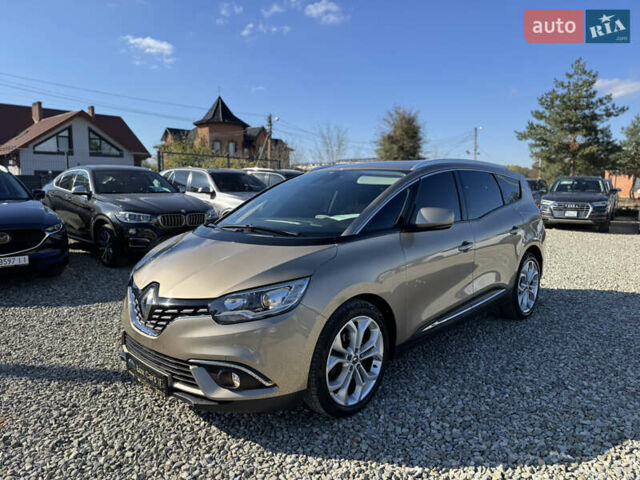 Бежевий Рено Гранд Сценік, об'ємом двигуна 1.5 л та пробігом 200 тис. км за 15900 $, фото 6 на Automoto.ua