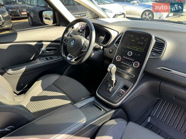 Бежевий Рено Гранд Сценік, об'ємом двигуна 1.5 л та пробігом 200 тис. км за 15900 $, фото 30 на Automoto.ua