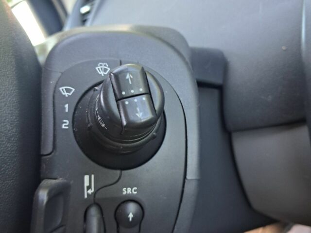 Бежевый Рено Гранд Сценик, объемом двигателя 2 л и пробегом 220 тыс. км за 4200 $, фото 12 на Automoto.ua