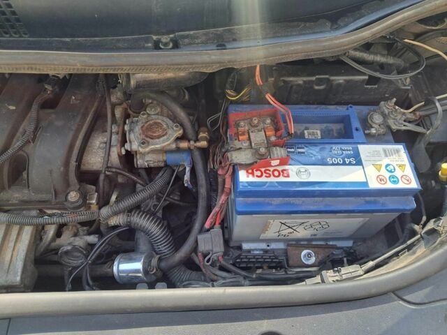 Бежевый Рено Гранд Сценик, объемом двигателя 2 л и пробегом 220 тыс. км за 4200 $, фото 15 на Automoto.ua