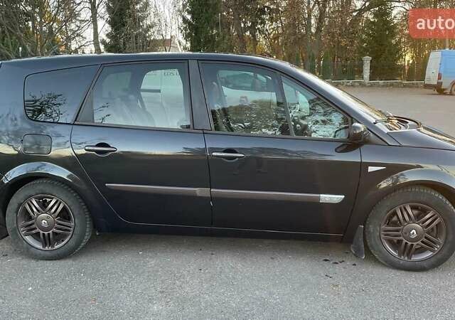Черный Рено Гранд Сценик, объемом двигателя 1.6 л и пробегом 201 тыс. км за 4450 $, фото 3 на Automoto.ua