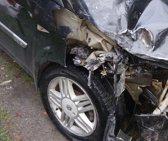 Рено Гранд Сценік 2004 у Сколе на Automoto.ua Чорний Рено Гранд Сценік, об'ємом двигуна 0 л та пробігом 276 тис. км за 1700 $, фото 3 на Automoto.ua