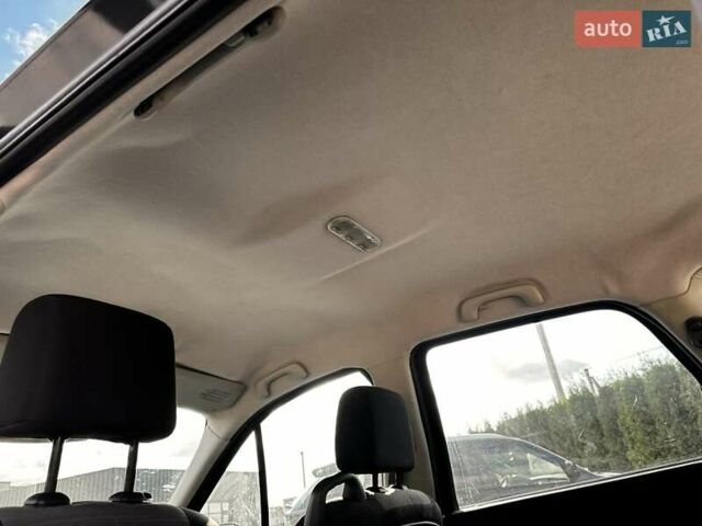 Черный Рено Гранд Сценик, объемом двигателя 1.6 л и пробегом 280 тыс. км за 3600 $, фото 10 на Automoto.ua