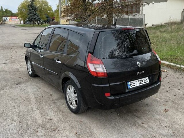 Черный Рено Гранд Сценик, объемом двигателя 2 л и пробегом 280 тыс. км за 4450 $, фото 5 на Automoto.ua
