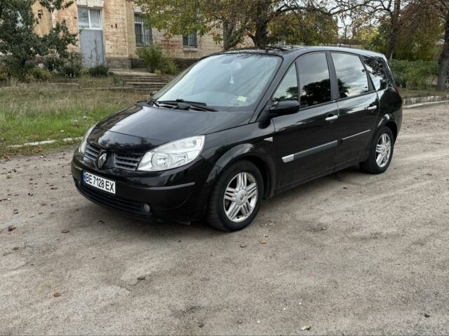 Черный Рено Гранд Сценик, объемом двигателя 2 л и пробегом 280 тыс. км за 4450 $, фото 7 на Automoto.ua