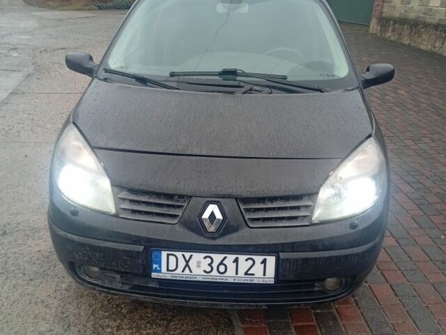 Чорний Рено Гранд Сценік, об'ємом двигуна 0 л та пробігом 250 тис. км за 1950 $, фото 2 на Automoto.ua