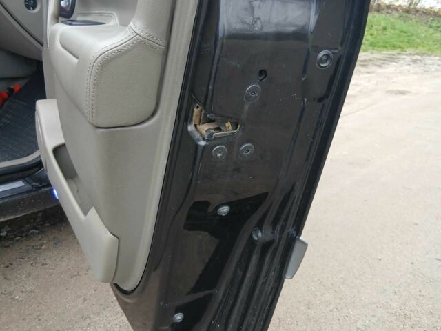 Чорний Рено Гранд Сценік, об'ємом двигуна 2 л та пробігом 270 тис. км за 6200 $, фото 9 на Automoto.ua