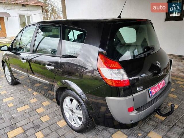 Чорний Рено Гранд Сценік, об'ємом двигуна 1.6 л та пробігом 240 тис. км за 5350 $, фото 7 на Automoto.ua