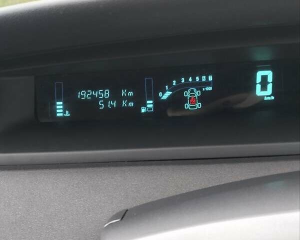 Чорний Рено Гранд Сценік, об'ємом двигуна 1.6 л та пробігом 192 тис. км за 5500 $, фото 19 на Automoto.ua