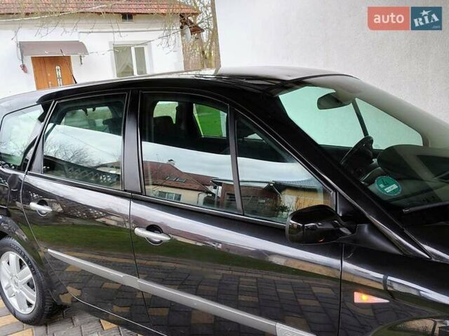 Чорний Рено Гранд Сценік, об'ємом двигуна 1.6 л та пробігом 240 тис. км за 5350 $, фото 39 на Automoto.ua