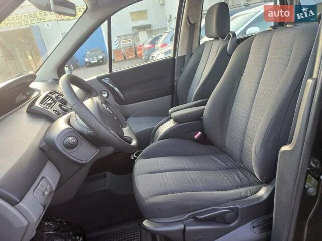 Рено Гранд Сценик 2007 в Полтаве на Automoto.ua Черный Рено Гранд Сценик, объемом двигателя 1.6 л и пробегом 207 тыс. км за 6300 $, фото 26 на Automoto.ua