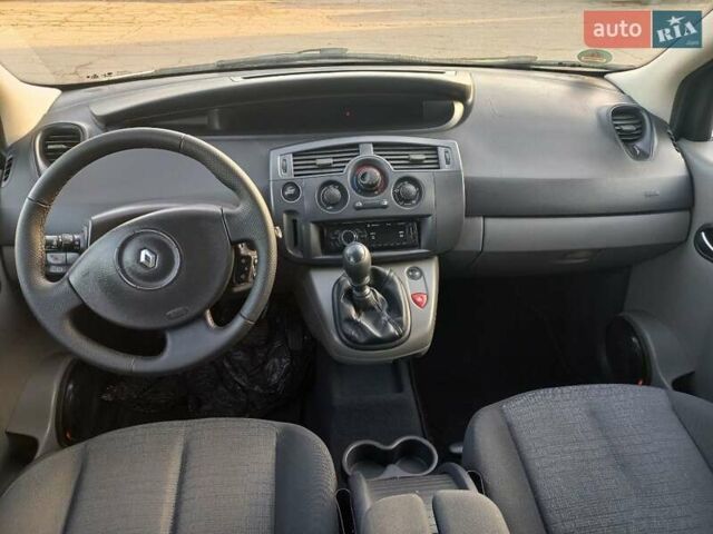Рено Гранд Сценик 2007 в Полтаве на Automoto.ua Черный Рено Гранд Сценик, объемом двигателя 1.6 л и пробегом 207 тыс. км за 6300 $, фото 17 на Automoto.ua