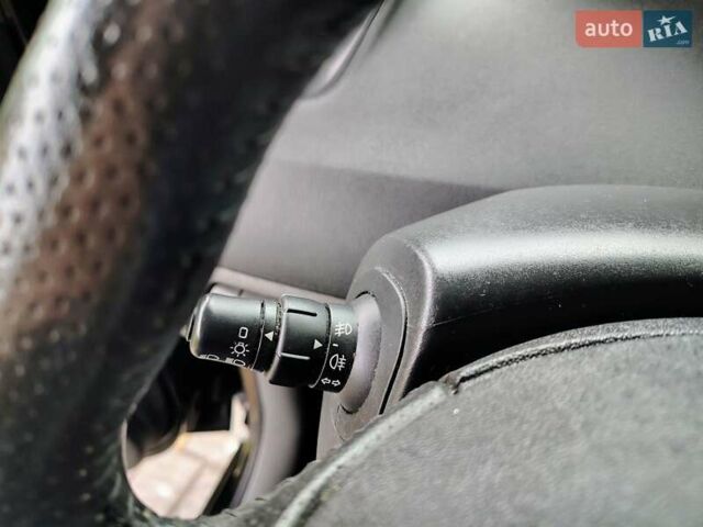 Чорний Рено Гранд Сценік, об'ємом двигуна 1.6 л та пробігом 240 тис. км за 5350 $, фото 75 на Automoto.ua