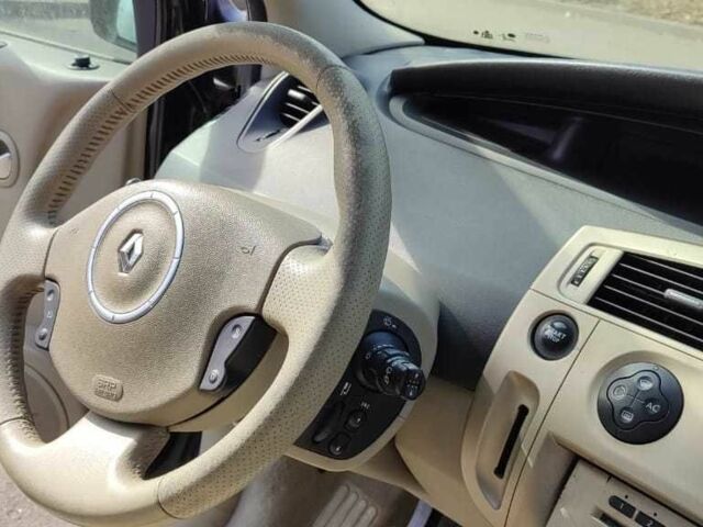 Чорний Рено Гранд Сценік, об'ємом двигуна 1.5 л та пробігом 215 тис. км за 5100 $, фото 9 на Automoto.ua