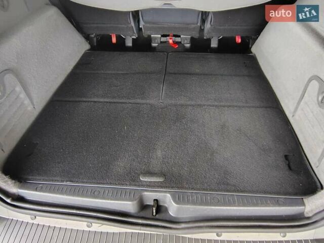 Чорний Рено Гранд Сценік, об'ємом двигуна 1.6 л та пробігом 240 тис. км за 5350 $, фото 52 на Automoto.ua