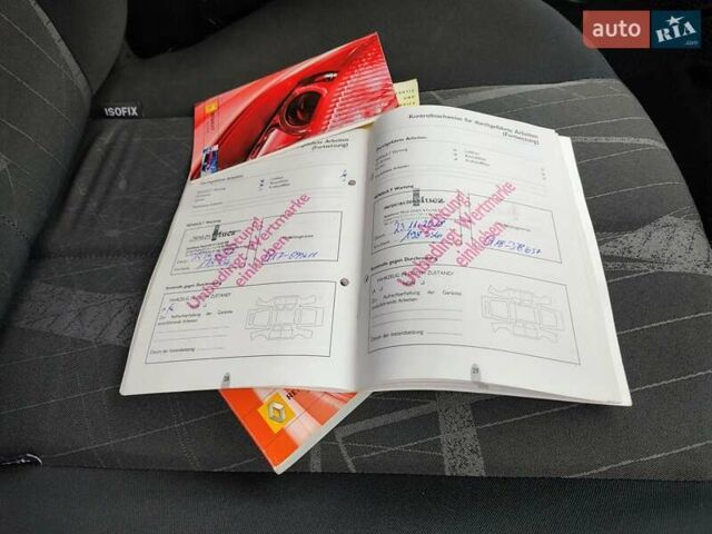 Чорний Рено Гранд Сценік, об'ємом двигуна 1.6 л та пробігом 240 тис. км за 5350 $, фото 107 на Automoto.ua