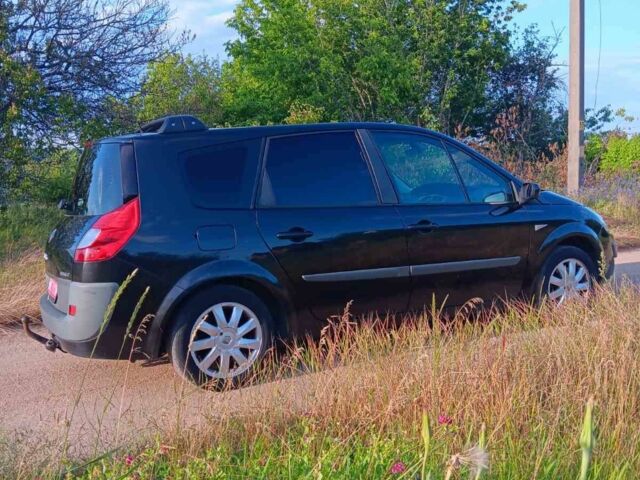 Чорний Рено Гранд Сценік, об'ємом двигуна 2 л та пробігом 262 тис. км за 6299 $, фото 16 на Automoto.ua