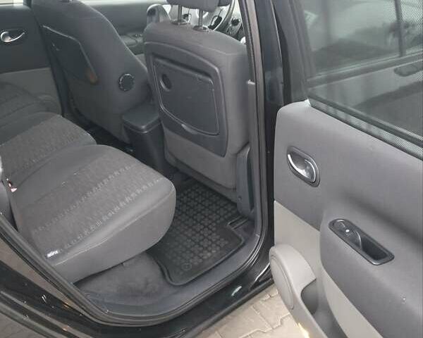 Чорний Рено Гранд Сценік, об'ємом двигуна 1.6 л та пробігом 192 тис. км за 5500 $, фото 10 на Automoto.ua