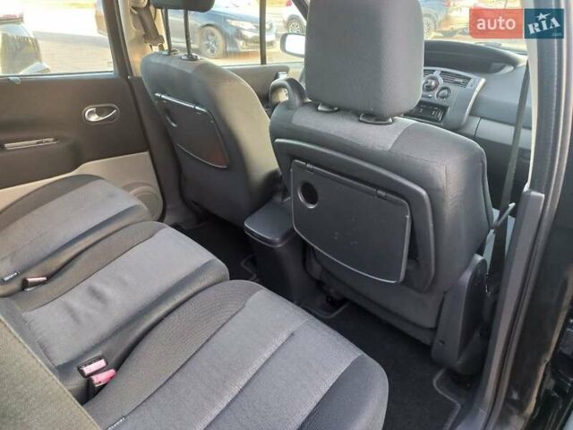 Рено Гранд Сценик 2007 в Полтаве на Automoto.ua Черный Рено Гранд Сценик, объемом двигателя 1.6 л и пробегом 207 тыс. км за 6300 $, фото 22 на Automoto.ua