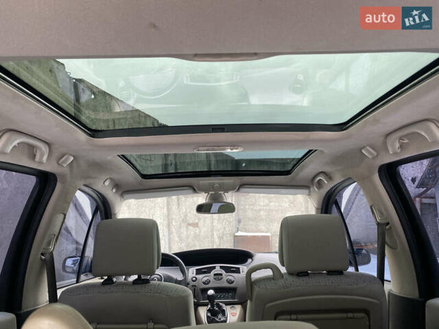 Чорний Рено Гранд Сценік, об'ємом двигуна 1.6 л та пробігом 255 тис. км за 4950 $, фото 19 на Automoto.ua