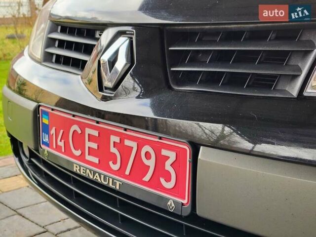 Чорний Рено Гранд Сценік, об'ємом двигуна 1.6 л та пробігом 240 тис. км за 5350 $, фото 22 на Automoto.ua
