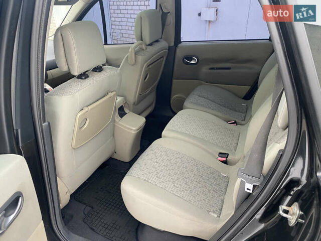 Чорний Рено Гранд Сценік, об'ємом двигуна 1.6 л та пробігом 255 тис. км за 4950 $, фото 13 на Automoto.ua