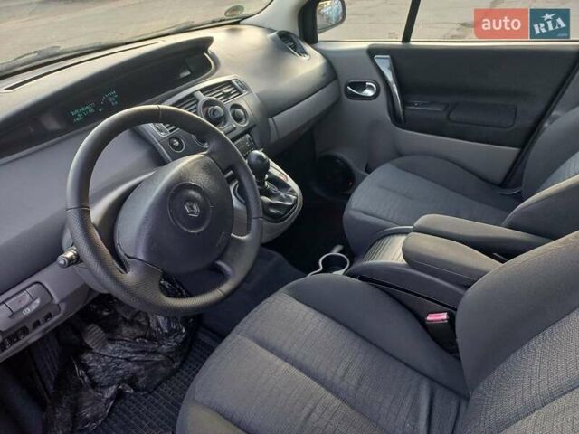Рено Гранд Сценик 2007 в Полтаве на Automoto.ua Черный Рено Гранд Сценик, объемом двигателя 1.6 л и пробегом 207 тыс. км за 6300 $, фото 16 на Automoto.ua