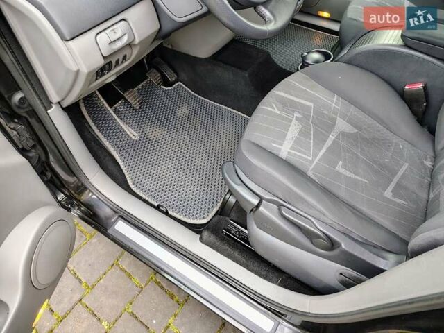 Чорний Рено Гранд Сценік, об'ємом двигуна 1.6 л та пробігом 240 тис. км за 5350 $, фото 63 на Automoto.ua