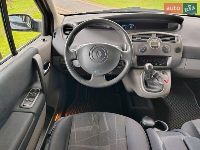 Чорний Рено Гранд Сценік, об'ємом двигуна 1.6 л та пробігом 240 тис. км за 5350 $, фото 65 на Automoto.ua