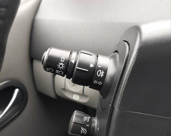 Чорний Рено Гранд Сценік, об'ємом двигуна 1.6 л та пробігом 192 тис. км за 5500 $, фото 14 на Automoto.ua