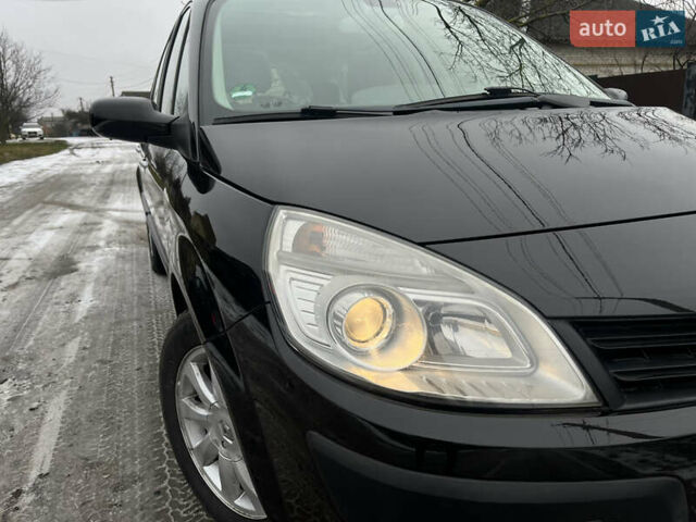 Черный Рено Гранд Сценик, объемом двигателя 1.6 л и пробегом 193 тыс. км за 6000 $, фото 4 на Automoto.ua