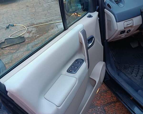 Черный Рено Гранд Сценик, объемом двигателя 2 л и пробегом 262 тыс. км за 6500 $, фото 20 на Automoto.ua