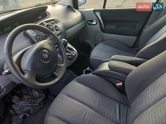 Рено Гранд Сценик 2007 в Полтаве на Automoto.ua Черный Рено Гранд Сценик, объемом двигателя 1.6 л и пробегом 207 тыс. км за 6300 $, фото 19 на Automoto.ua
