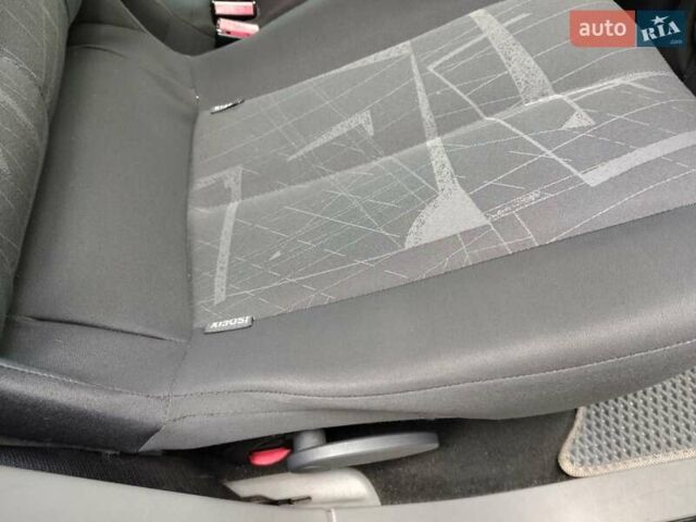 Чорний Рено Гранд Сценік, об'ємом двигуна 1.6 л та пробігом 240 тис. км за 5350 $, фото 91 на Automoto.ua