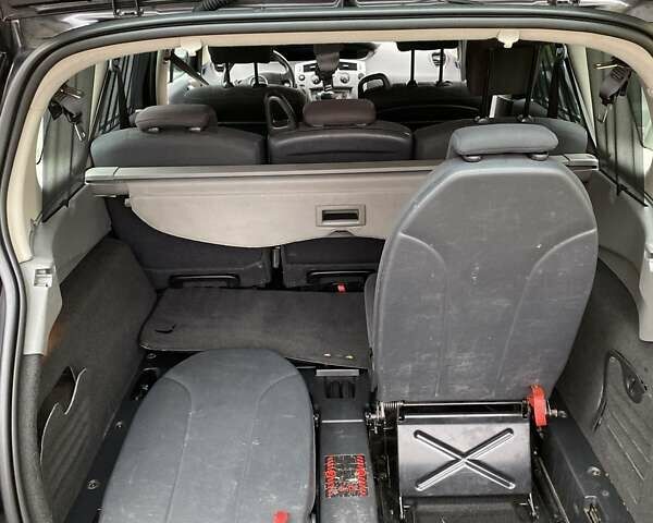 Чорний Рено Гранд Сценік, об'ємом двигуна 2 л та пробігом 208 тис. км за 5250 $, фото 25 на Automoto.ua