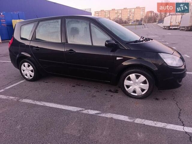 Черный Рено Гранд Сценик, объемом двигателя 2 л и пробегом 250 тыс. км за 5600 $, фото 16 на Automoto.ua