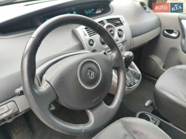 Черный Рено Гранд Сценик, объемом двигателя 2 л и пробегом 110 тыс. км за 7150 $, фото 36 на Automoto.ua
