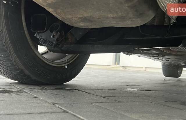 Черный Рено Гранд Сценик, объемом двигателя 2 л и пробегом 110 тыс. км за 7150 $, фото 48 на Automoto.ua