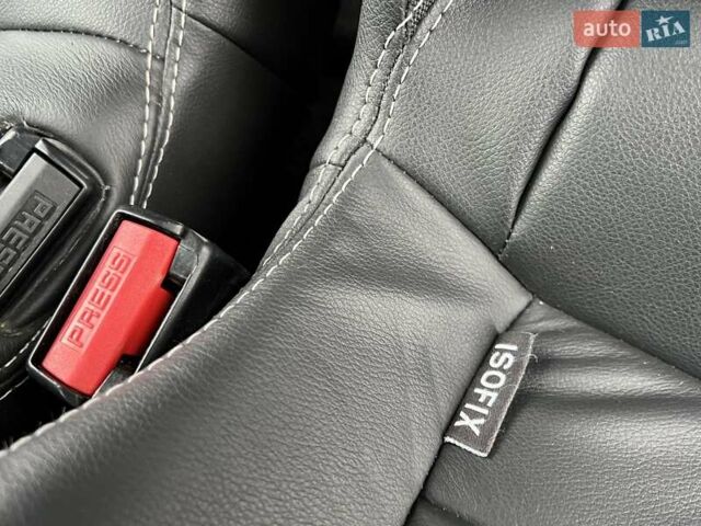 Черный Рено Гранд Сценик, объемом двигателя 2 л и пробегом 110 тыс. км за 7150 $, фото 55 на Automoto.ua