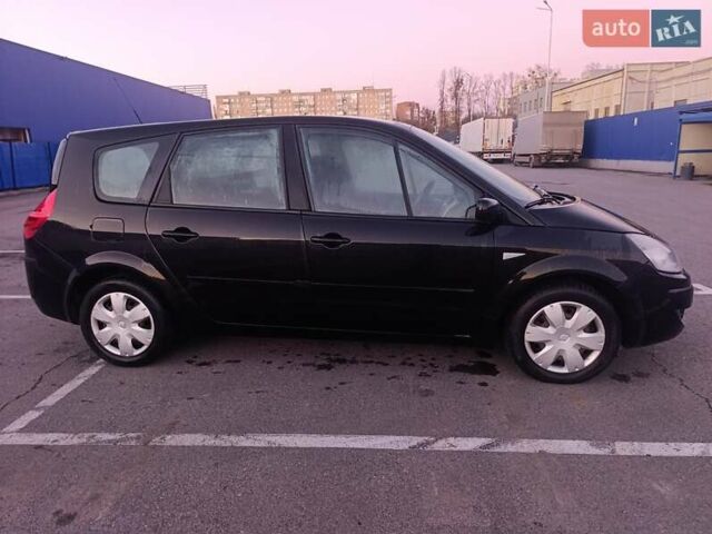 Черный Рено Гранд Сценик, объемом двигателя 2 л и пробегом 250 тыс. км за 5600 $, фото 23 на Automoto.ua