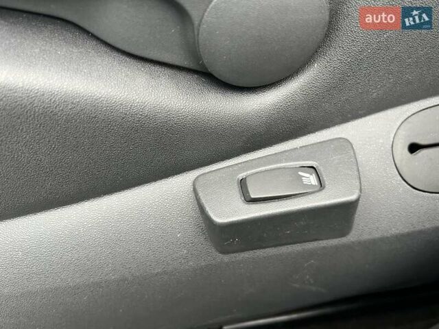 Черный Рено Гранд Сценик, объемом двигателя 2 л и пробегом 110 тыс. км за 7150 $, фото 51 на Automoto.ua