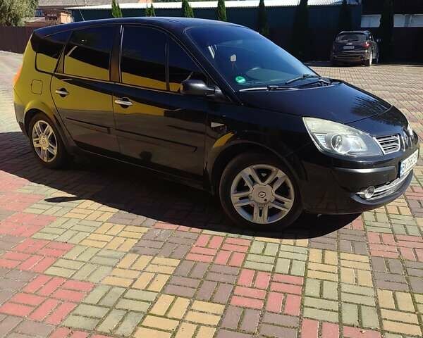 Черный Рено Гранд Сценик, объемом двигателя 2 л и пробегом 219 тыс. км за 6200 $, фото 9 на Automoto.ua