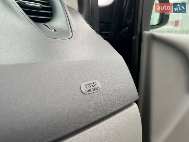 Черный Рено Гранд Сценик, объемом двигателя 2 л и пробегом 110 тыс. км за 7150 $, фото 52 на Automoto.ua