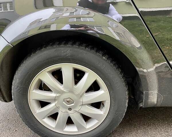 Чорний Рено Гранд Сценік, об'ємом двигуна 2 л та пробігом 208 тис. км за 5250 $, фото 14 на Automoto.ua