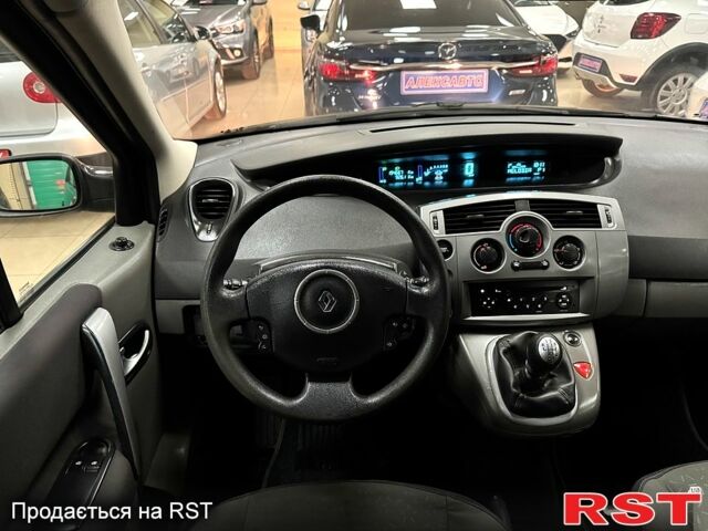 Чорний Рено Гранд Сценік, об'ємом двигуна 1.6 л та пробігом 194 тис. км за 5900 $, фото 11 на Automoto.ua