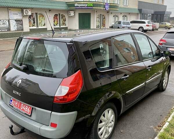 Чорний Рено Гранд Сценік, об'ємом двигуна 2 л та пробігом 208 тис. км за 5250 $, фото 2 на Automoto.ua