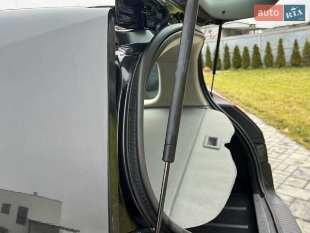 Черный Рено Гранд Сценик, объемом двигателя 2 л и пробегом 110 тыс. км за 7150 $, фото 59 на Automoto.ua