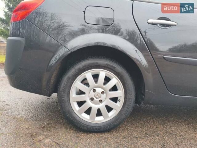 Черный Рено Гранд Сценик, объемом двигателя 2 л и пробегом 110 тыс. км за 7150 $, фото 23 на Automoto.ua