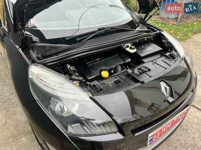 Рено Гранд Сценик 2009 в Луцке на Automoto.ua Черный Рено Гранд Сценик, объемом двигателя 1.4 л и пробегом 181 тыс. км за 6100 $, фото 4 на Automoto.ua